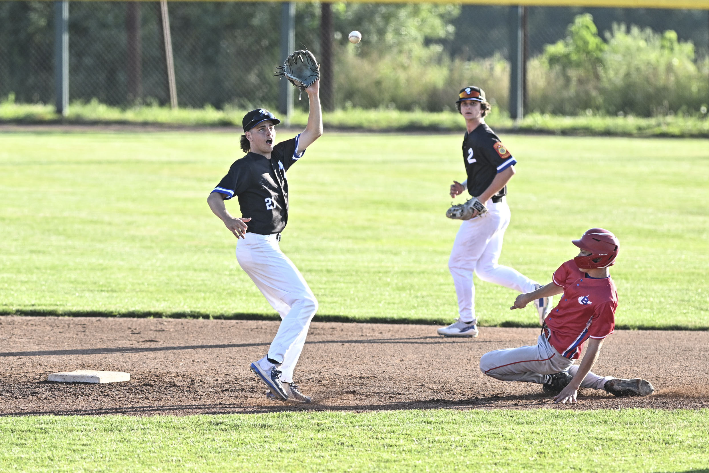 Post 2 can't dig out of early hole in 9-5 loss to Bridgeport